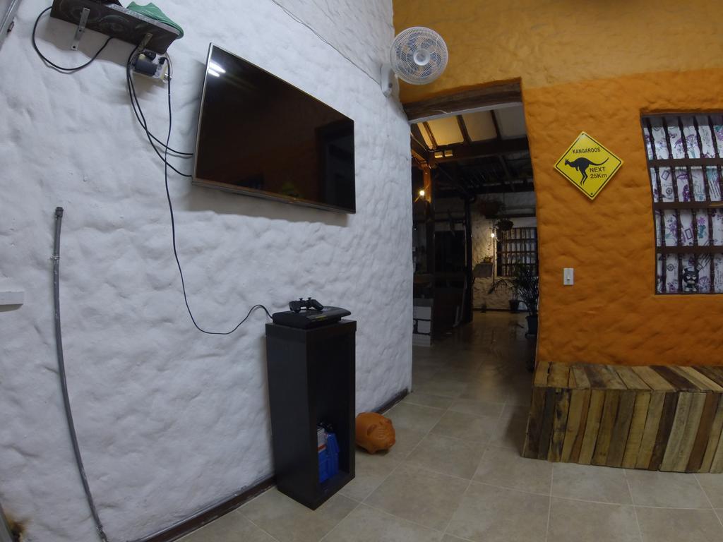 Mila Hostel Medellín Extérieur photo