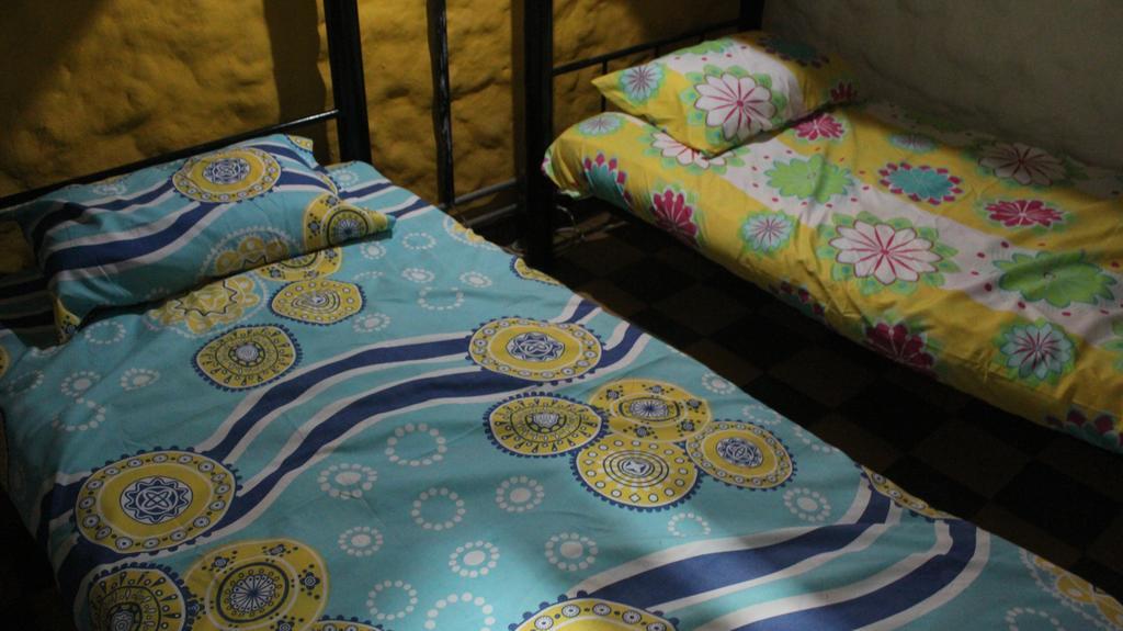 Mila Hostel Medellín Extérieur photo