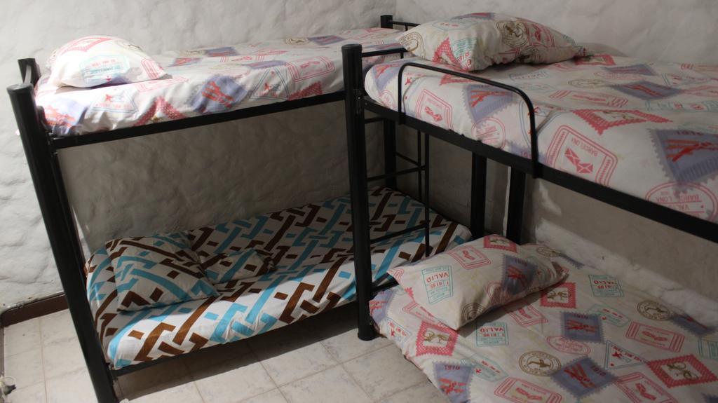 Mila Hostel Medellín Extérieur photo