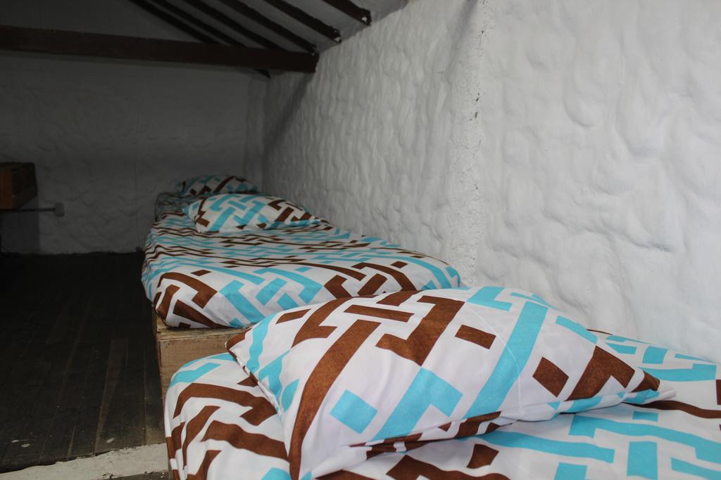 Mila Hostel Medellín Extérieur photo