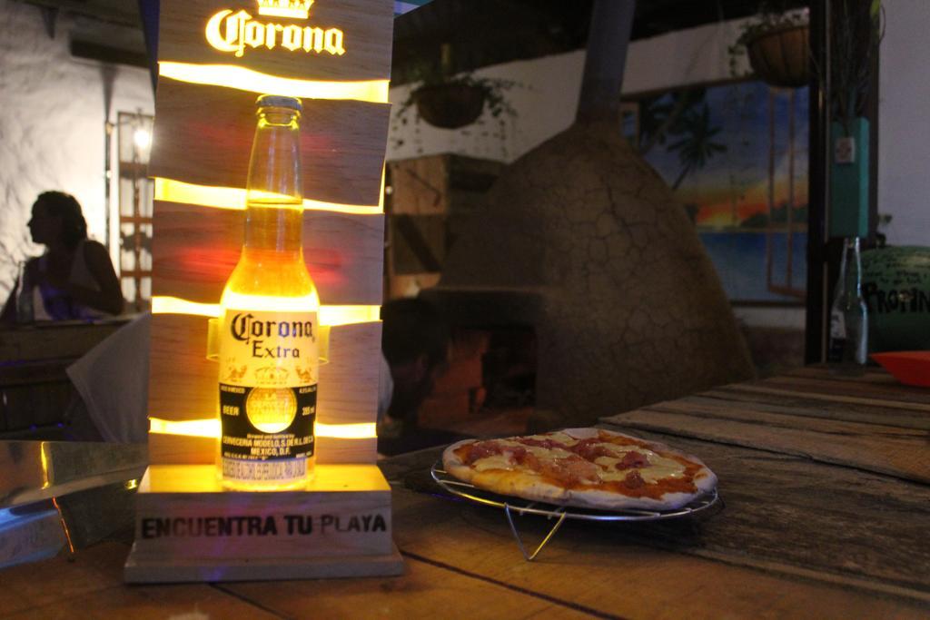 Mila Hostel Medellín Extérieur photo
