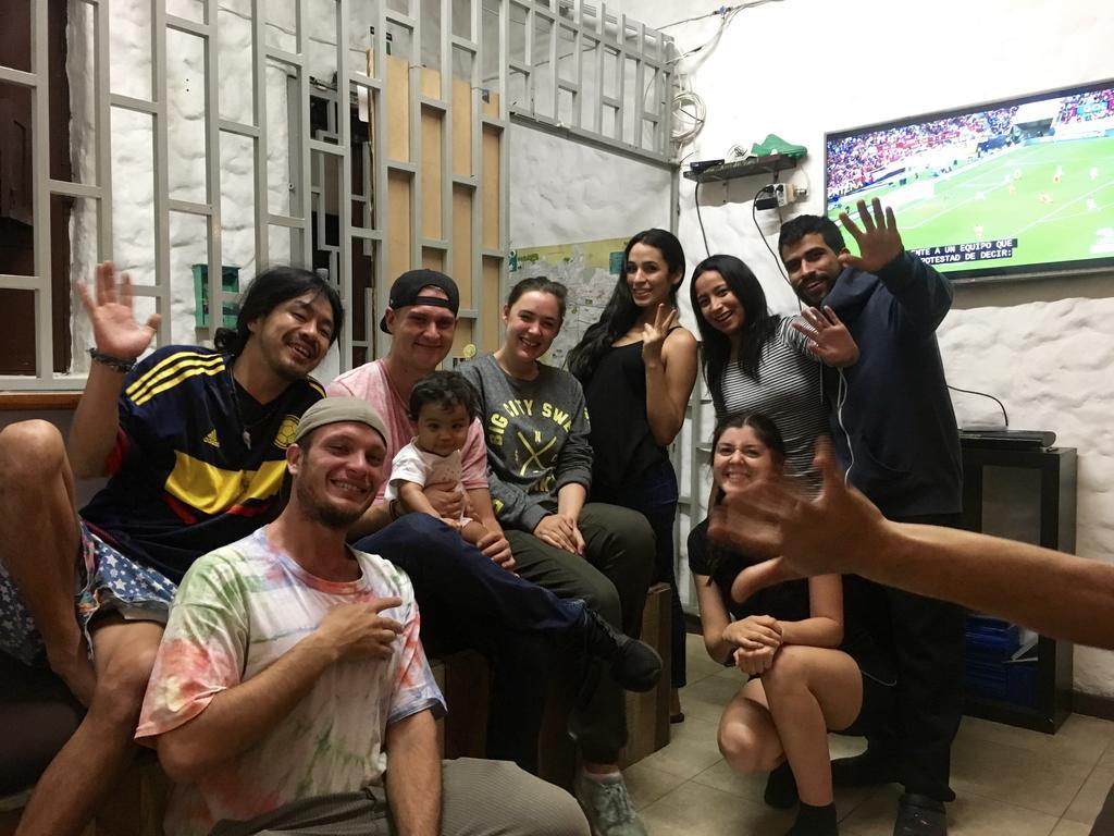 Mila Hostel Medellín Extérieur photo